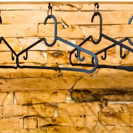 Bed & Breakfast Feel At 3*