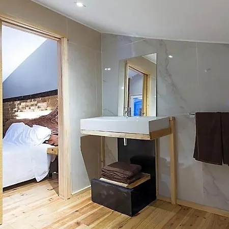 Feel At Bed & Breakfast