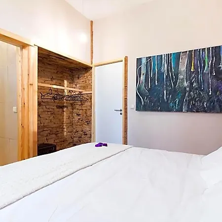 Bed & Breakfast Feel At