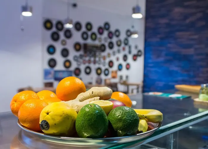 Feel At 3* אובאר