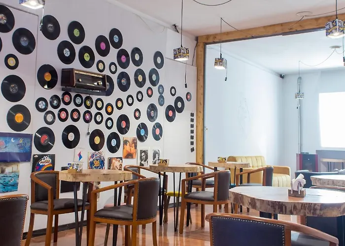 לינה וארוחת בוקר Feel At